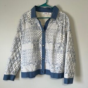 Vintage style blue floral quilted button jacket